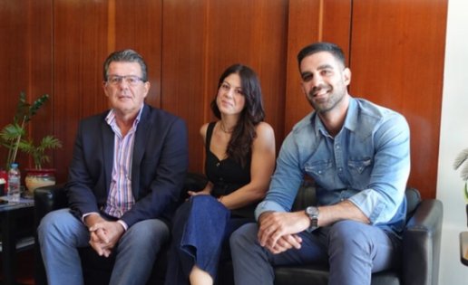 Oikogeneia donta featured