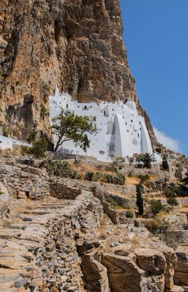 Παναγία Χοζοβιώτισσα στην Αμοργό