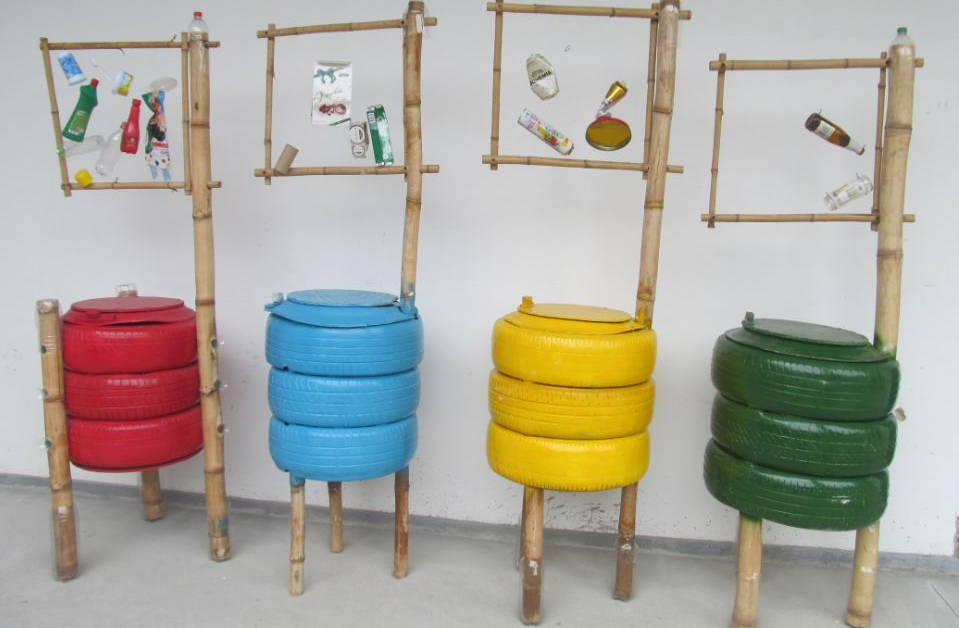 κάδοι ανακύκλωσης από ελαστικά