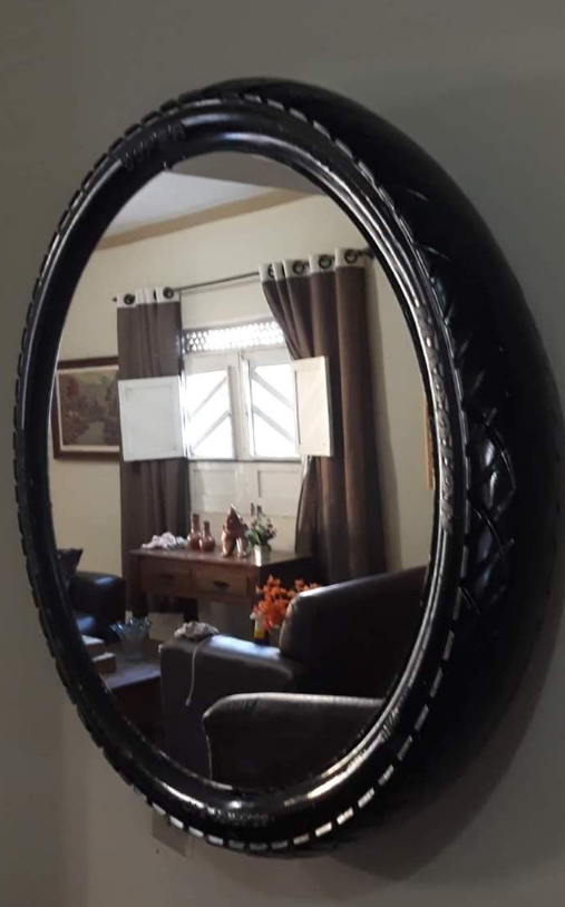 πλαίσιο καθρέπτη από ελαστικά