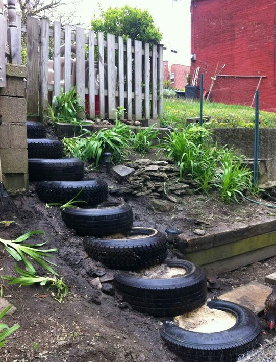 σκαλοπάτια εξωτερικού χώρου από ελαστικά