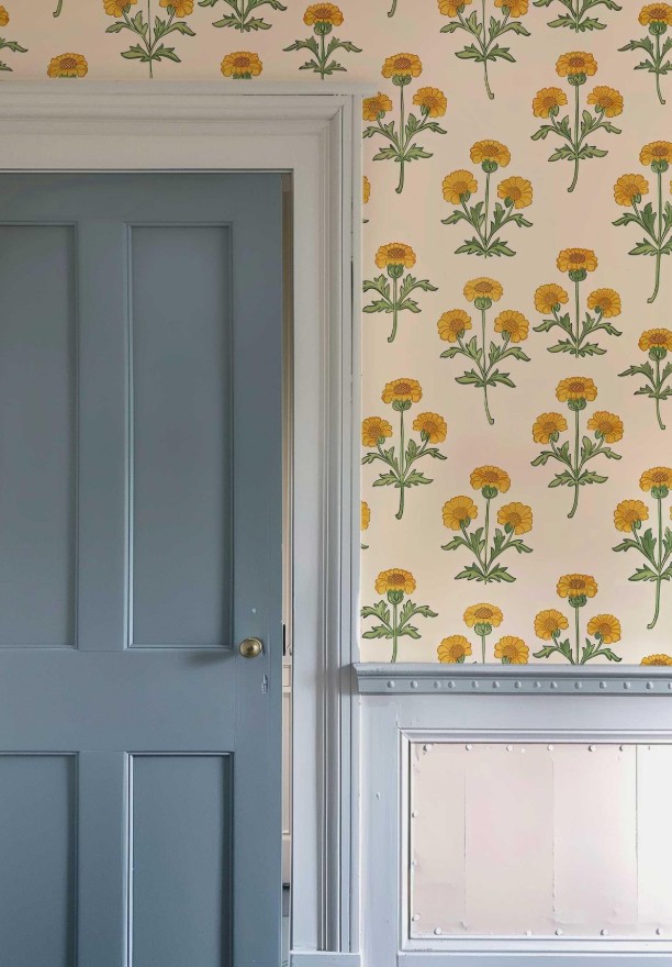 ταπετσαρία με κίτρινα λουλούδια